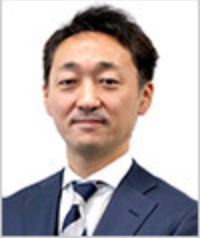 雨森 良治　氏<br />
日本M&Aセンター 上席執行役員 TOKYO PRO Market事業部長　