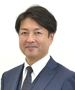 （株）ストライク　関西営業部長<br />
岡田 和也