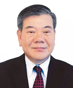 関西電機工業（株）会長<br />
寺田 哲也 氏