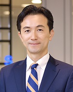 中村　亨　氏