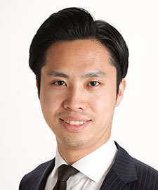 天野 里史 氏
