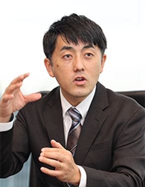 国際商業出版株式会社　取締役「激流」編集長　加藤 大樹